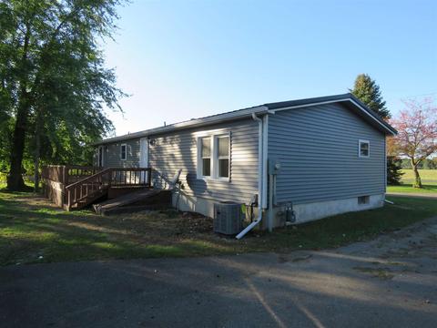 0260 E 700 N, Howe, IN 46746 photo 4