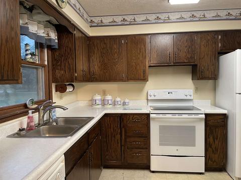 315 Bennett Rd, Bedford, IN 47421 photo 2