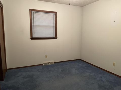 315 Bennett Rd, Bedford, IN 47421 photo 9