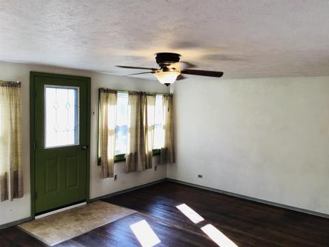 735 N Wayne St, Waterloo, IN 46793 photo 2