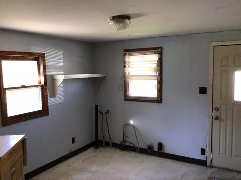 735 N Wayne St, Waterloo, IN 46793 photo 10