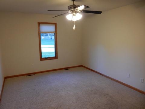 19786 Ruby Ct, Goshen, IN 46528 photo 12