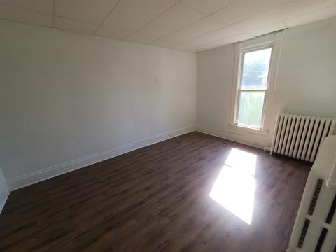 51 E Spring St, Peru, IN 46970 photo 13