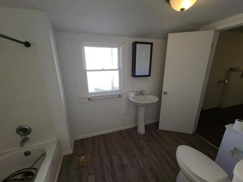 51 E Spring St, Peru, IN 46970 photo 23