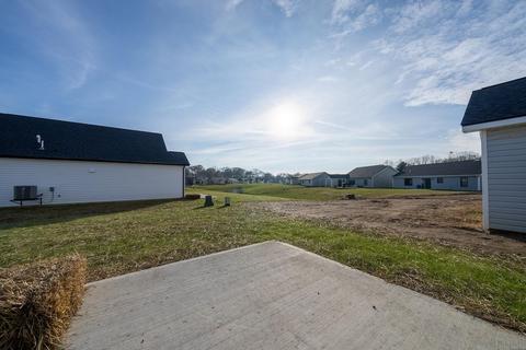 2061 Freestone Pl, Huntertown, IN 46748 photo 4