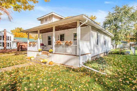 206 E Wabash Ave, Wakarusa, IN 46573 photo 3