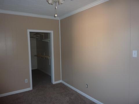 524 E Stephenson St, Marion, IN 46952 photo 11