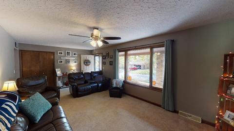 1418 Maple Leaf Dr, Jasper, IN 47546 photo 3