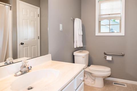 10285 Red Raspberry Ln, Granger, IN 46530 photo 7