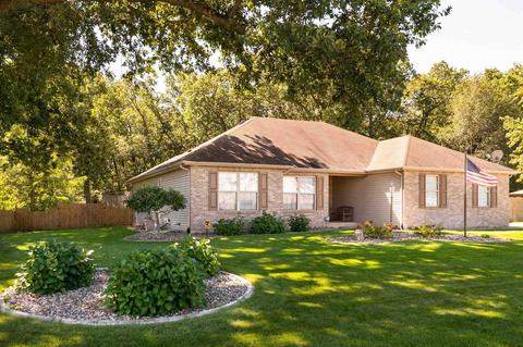 10285 Red Raspberry Ln, Granger, IN 46530 photo 2