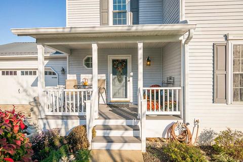1305 E Marigold Dr, Bloomington, IN 47401 photo 3