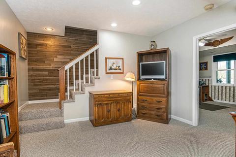 1305 E Marigold Dr, Bloomington, IN 47401 photo 22