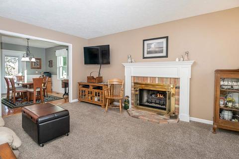 1305 E Marigold Dr, Bloomington, IN 47401 photo 5