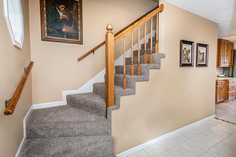 1305 E Marigold Dr, Bloomington, IN 47401 photo 4