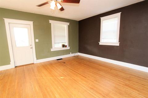 408 E 3rd St, Brookston, IN 47923 photo 5