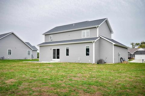 4255 E Duffy Dr, Syracuse, IN 46567 photo 4