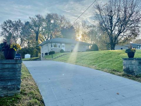 5655 S Fairfax Rd, Bloomington, IN 47401 photo 3