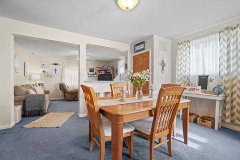 215 W Logan St, Markle, IN 46770 photo 11