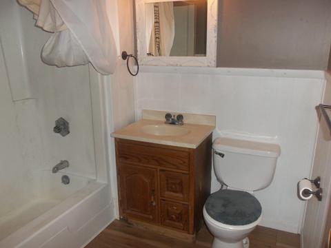 588 E 3rd St, Peru, IN 46970 photo 14