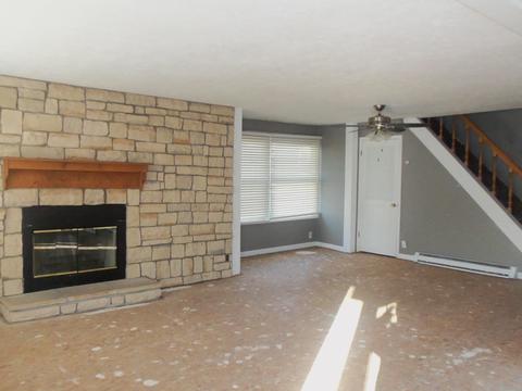 588 E 3rd St, Peru, IN 46970 photo 3