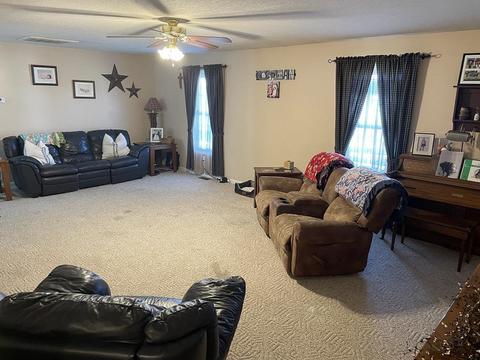2206 E Apache Ln, Vincennes, IN 47591 photo 5