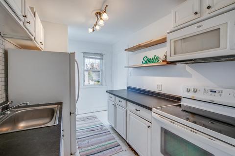 1737 E Fox St, South Bend, IN 46613 photo 17