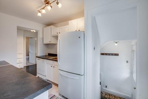 1737 E Fox St, South Bend, IN 46613 photo 16