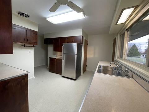 1470 W Hancock Ave, Mitchell, IN 47446 photo 13