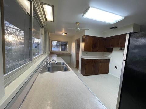1470 W Hancock Ave, Mitchell, IN 47446 photo 12