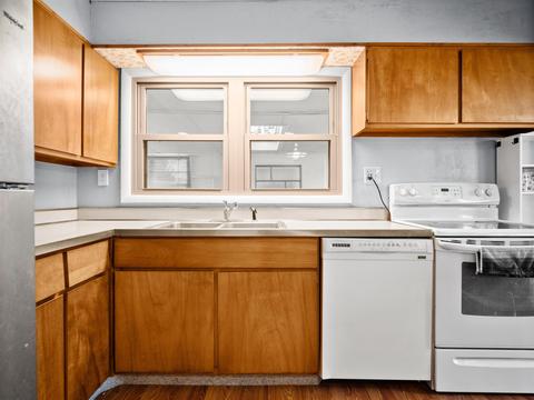 225 E Harrison Ave, Wabash, IN 46992 photo 9