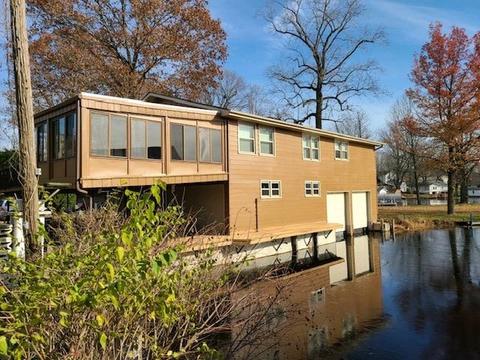 8656 E Sunset Ln, Syracuse, IN 46567 photo 1