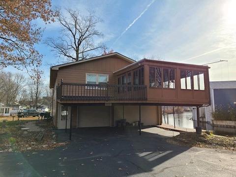8656 E Sunset Ln, Syracuse, IN 46567 photo 3