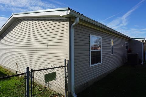 325 Diana St, Mitchell, IN 47446 photo 6