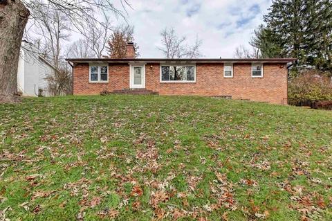 2225 E Queens Way, Bloomington, IN 47401 photo 1