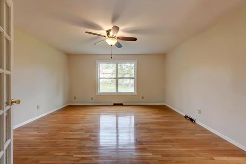 2225 E Queens Way, Bloomington, IN 47401 photo 9