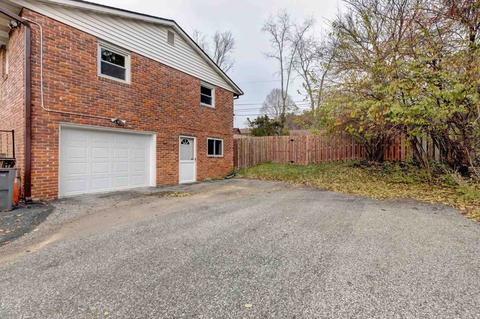 2225 E Queens Way, Bloomington, IN 47401 photo 2