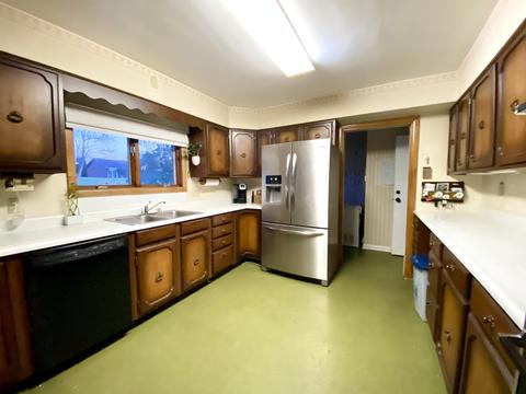 1740 Jackson St, Jasper, IN 47546 photo 5