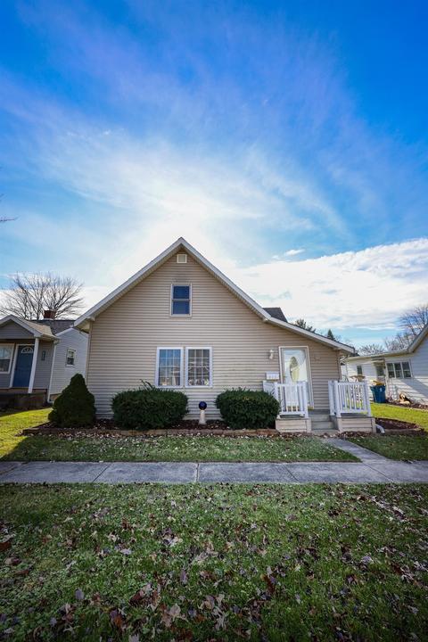 813 E 9th St, Auburn, IN 46706 photo 3