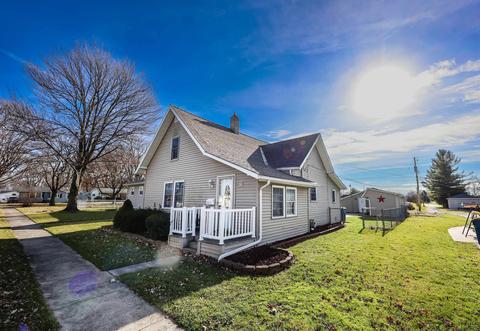813 E 9th St, Auburn, IN 46706 photo 2