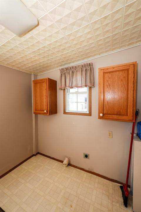 813 E 9th St, Auburn, IN 46706 photo 17