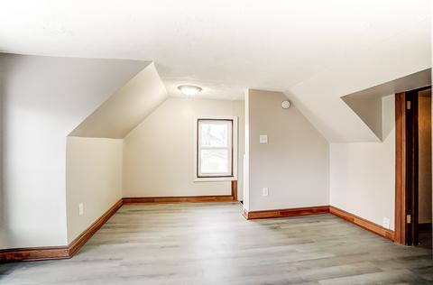 113 E Hammontree St, Larwill, IN 46764 photo 18