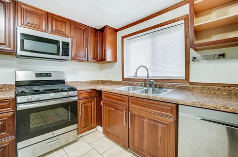 113 E Hammontree St, Larwill, IN 46764 photo 9