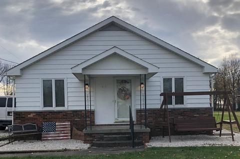 121 E Burrell St, Odon, IN 47562 photo 1