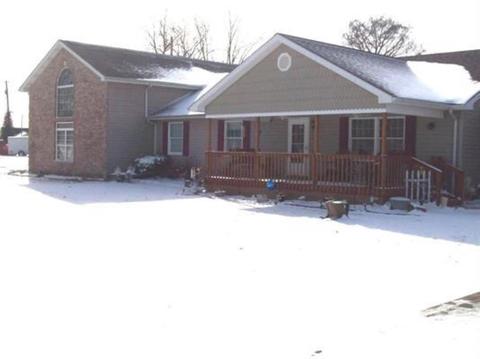 340 S Wine St, Lyons, IN 47443 photo 2