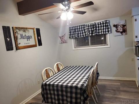 528 Circle Dr, Fairmount, IN 46928 photo 6