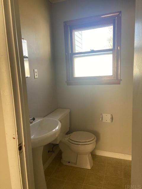 421 E Third St, Mount Vernon, IN 47620 photo 11