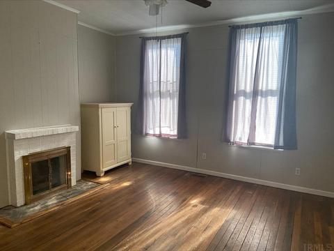 421 E Third St, Mount Vernon, IN 47620 photo 5