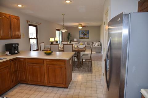 4407 E Clayton Ct, Bloomington, IN 47401 photo 2