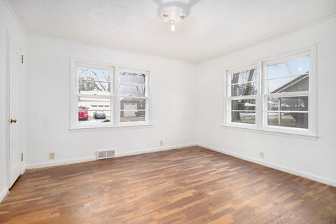 308 Broad Ave, Nappanee, IN 46550 photo 15