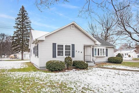 308 Broad Ave, Nappanee, IN 46550 photo 2